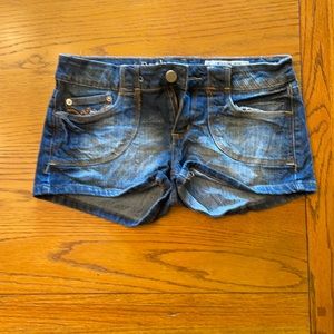 Jean short